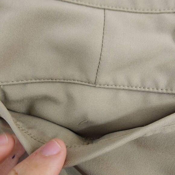 FootJoy Men's Size 34 x 30 Kahki Flat Front Polyester Blend Flat Front Golf Pant - Picture 10 of 11